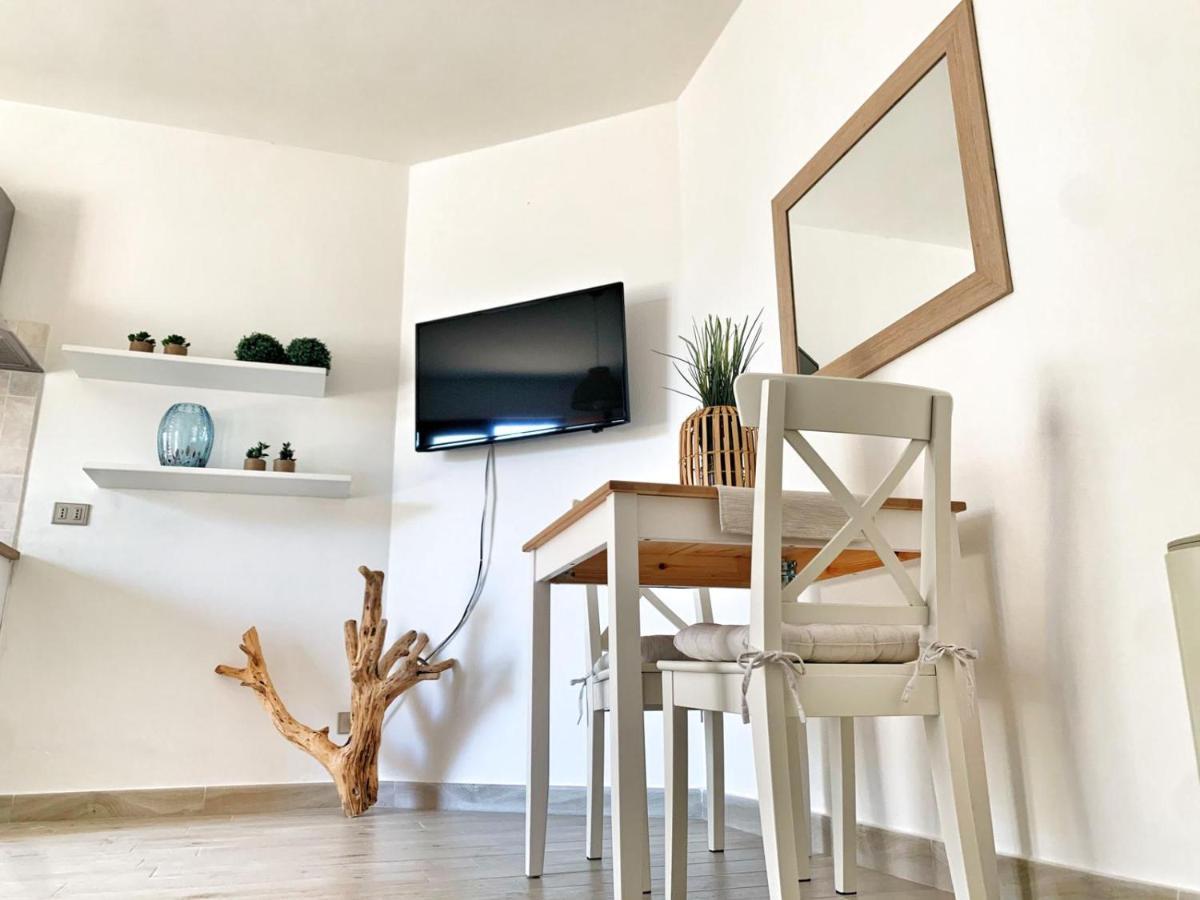 Grazia'S Apartment Сассари Экстерьер фото