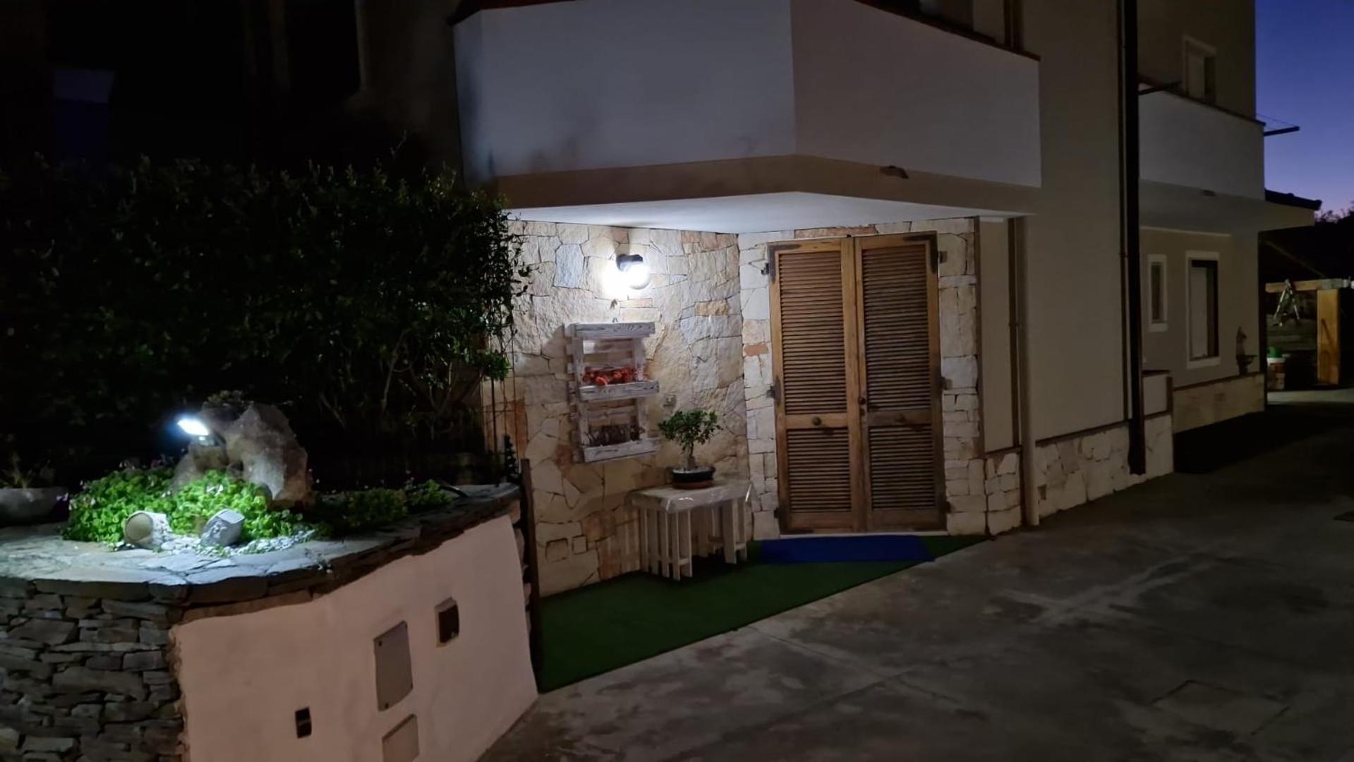 Grazia'S Apartment Сассари Экстерьер фото